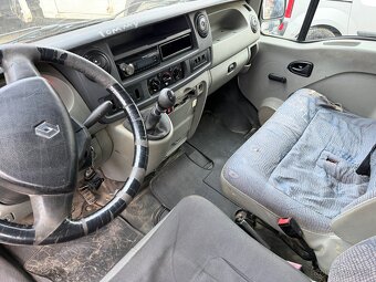 RENAULT Master 2.5 84kw 2003 r.v - 6
