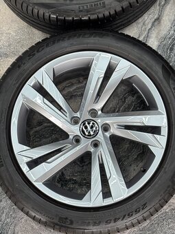 ✅ 5x112 r19 Tiguan Rline Valencia nádherne - 6