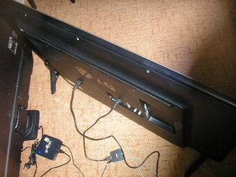 Predam LED televizor - 6