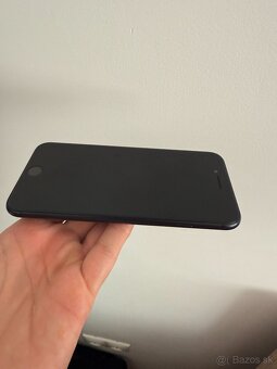 Mobilný telefón zn. Apple Iphone SE - 6