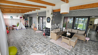 KRÁSNY RODINNÝ BUNGALOV V JESENSKOM - NA PREDAJ - 6