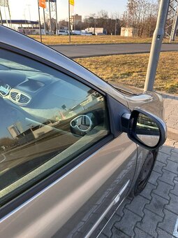 Renault clio 1.2 - 6
