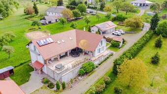 Na PREDAJ jedinečný rodinný dom 438m2 s veľkolepým pozemkom - 6
