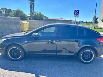 Chevrolet Cruze - 6