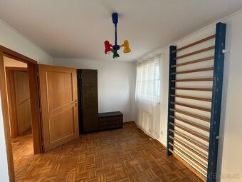 Prenájom 3-izbového bytu s loggiou – centrum Prešova - 6