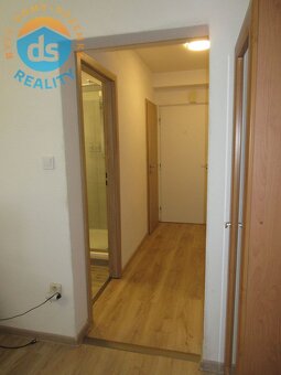 Na dlhodobý prenájom jednoizbový prerobený a vkusne zariaden - 6