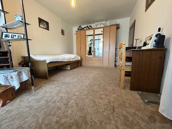 Ponúkam Vám na predaj 2 izbový byt v centre mesta Levice. - 6