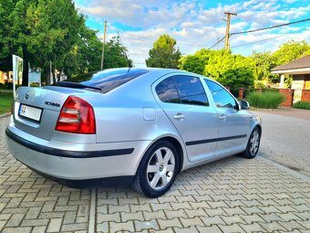 Škoda Octavia L&K LAURIN&KLEMENT 2,0TDI 103KW 6.ST MANUÁL - 6