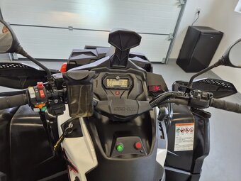 Can am Outlander XMR 570 - 6
