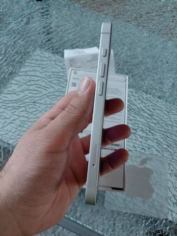 iPhone 16e 128GB white - 6
