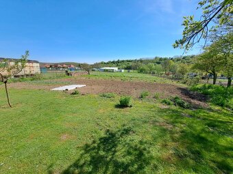Predáme rodinný dom, 282 m2, pozemok 1240 m2, Čifáre, okr. N - 6
