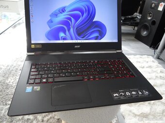 17.3" ACER V17/ Core I7/8GB RAM/256SSD a 1000HDD/4GB NVidia - 6
