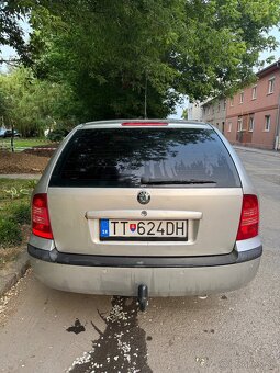 Škoda Octavia Combi 1.6 - 6