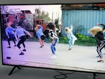 Predám 4k smart TV Samsung UE55NU7093U - 6