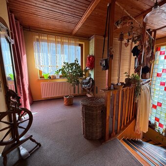 Dvojgeneračný rodinný dom s garážou a veľkým pozemkom, Podhr - 6