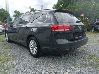 Volkswagen Passat, 110kw,APP,NAVI,r.2017,automat - 6