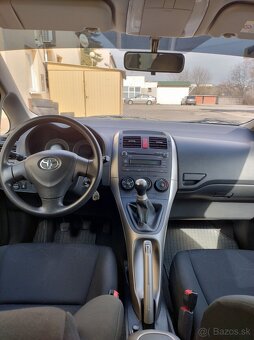 Toyota Auris 1.4D - 6