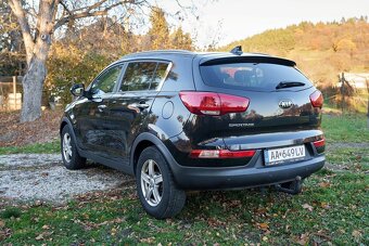 Kia Sportage 2.0 CRDi 4WD - 6