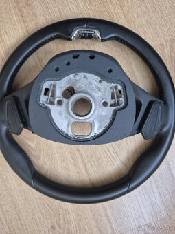 SKODA VYHRIEVANY VOLANT S PADLAMI DSG - 6