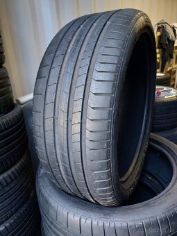 Pirelli Pzero 285/40R23 + 325/35R23 - 6