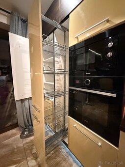 Kuchynská linka do L - 6