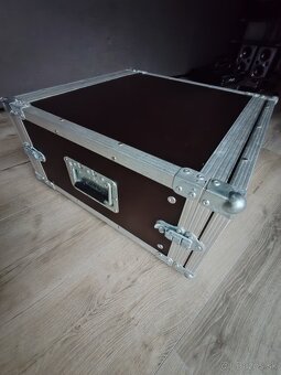 Basgitarový zosilňovač - 6