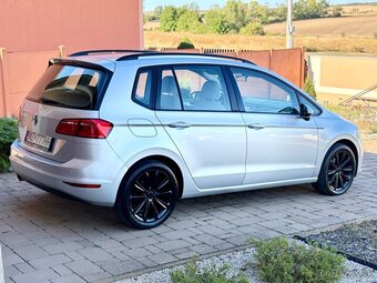 VW Golf Sportsvan 1.6 TDi 110k - 6
