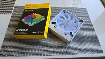 Ventilátory Corsair QL 120 RGB - 6