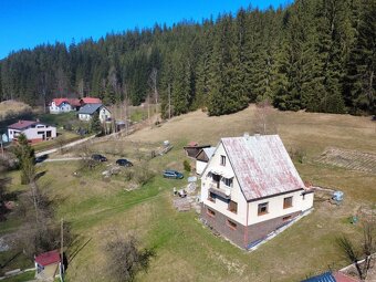 Dom v prírode s veľkým pozemkom 5590m² – vhodný na rekreáci - 6