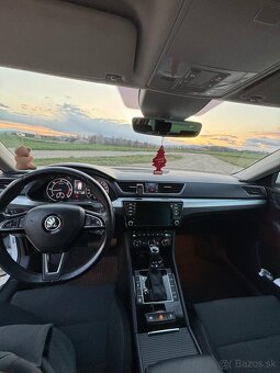 Škoda Superb 2.0 140kw - 6