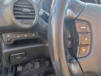 Predám Kia Carens 2.0i LPG, r.v. 2009 – výborný stav - 6