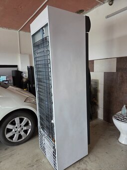 Gastro vitrínová chladnička – TOP stav - 6