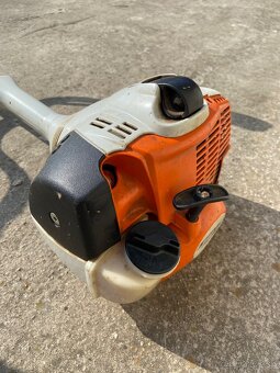 Krovinorez stihl fs56 - 6