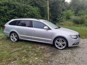 Skoda Superb 2.0Tdi - 6