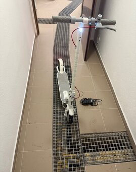 Elektrická kolobežka - Xiaomi Mi Electric Scooter 3 Lite - 6