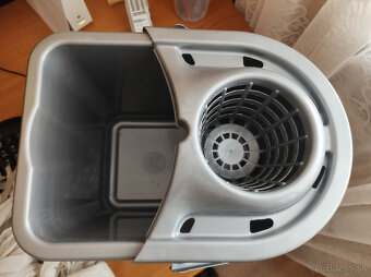 (21) Vedierka a veci na umývanie - 6