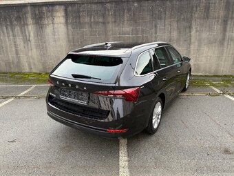 Škoda Octavia Combi 2.0 TDI Style DSG 110kW - 6