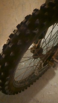 Kawasaki kxf 250 - 6