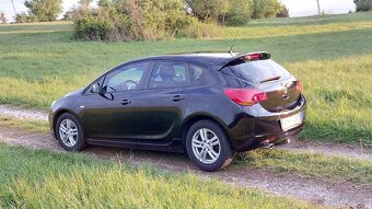 Opel Astra J 2.0 CDTI 118kw + CHIP - 6