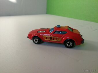 Matchbox superfast Fire Chief - 6