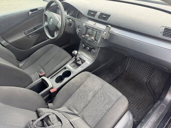 VW PASSAT B6 1.6tdi 77KW M5 model 2011 - 6