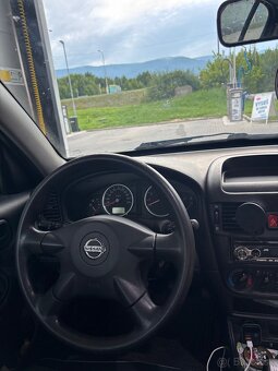 Nissan Almera - 6