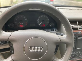 Predám Audi S8 d2, r.v.2001 automat 4.2l benzin, 4x4 265kW - 6