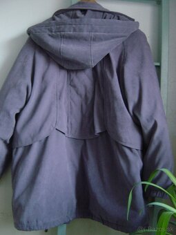 Dámska zimná bunda s kapucňou béžová - 6