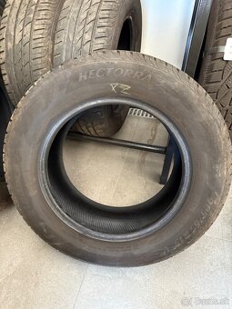 Predám pneu Matador 205/65R15 - 6