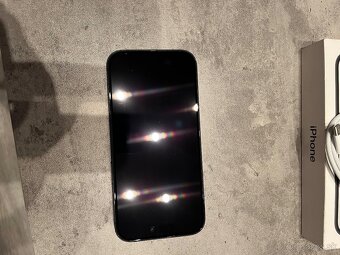 Iphone 15 black ,zdravie 100% - 6