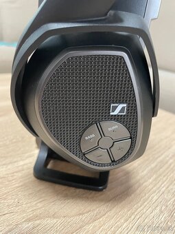Bezdrôtové slúchadlá Sennheiser RS 175 - 6