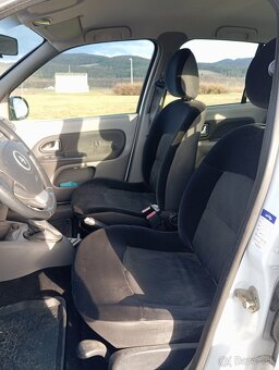 Predám diely na Renault Thalia 1.2 55kw rok výroby 2010 - 6