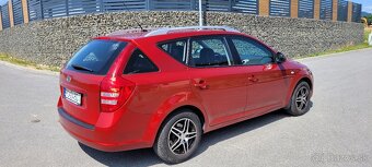 Kia Ceed 1.6 92kw 2009, červená metalíza - 6