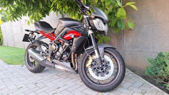 Triumph Street Triple 675 R - 6